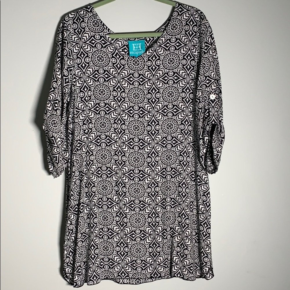 ESCAPADA TUNIC SIZE M